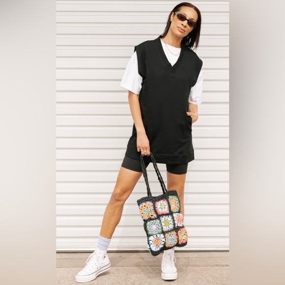 smash + TESS THE LOVE TO LAYER DRESS . - Picture 7 of 9